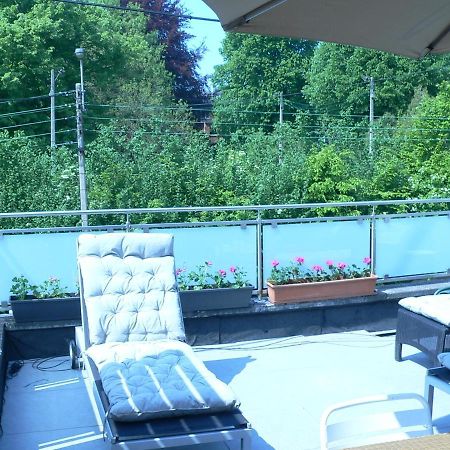 liège 4420 rue jean Jaurès 45 grande maison joyeuse avec terrasse 30m2 pour 8 personnes maximum Saint-Nicolas  Esterno foto